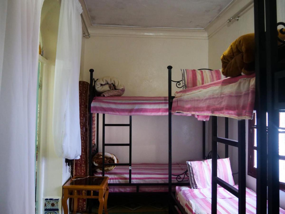 Hostel Aline Чефчауен Екстериор снимка