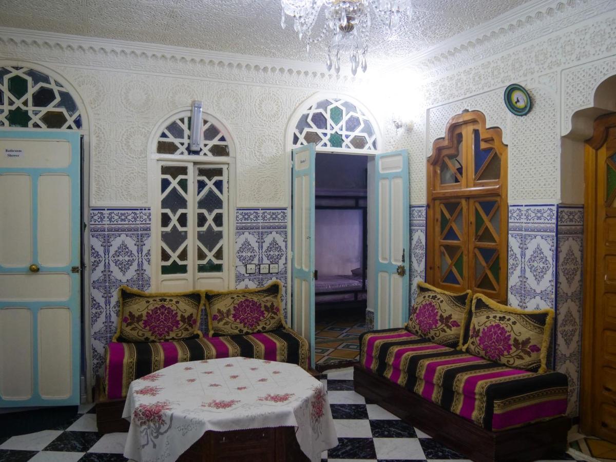 Hostel Aline Чефчауен Екстериор снимка